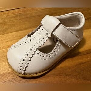 Livie & Luca • LEFT ONLY • Size 6